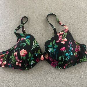 Women’s bikini top Size XXL
